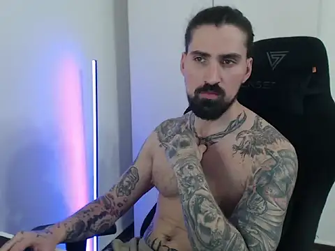 Snapshot of MateoHunk chatting on May 11, 2026, 12:22 pm MateoHunk online show from May 11, 2026, 12:22 pm