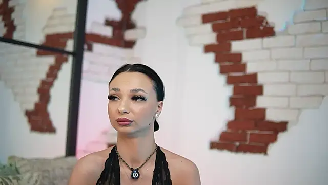 MaraJolie online show from April 21, 2026, 8:34 pm