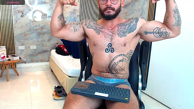 hanz col online show from March 1, 2025, 11:39 am