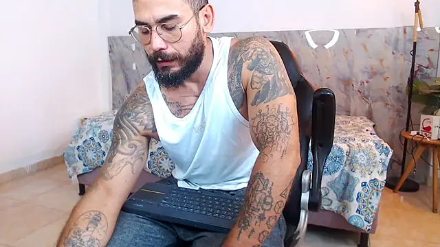 hanz col online show from November 29, 2025, 11:57 am