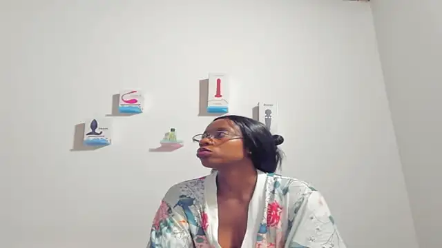 laisladecristal online show from April 10, 2026, 7:13 am