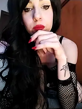 dahlia 82 online show from April 22, 2026, 8:39 am