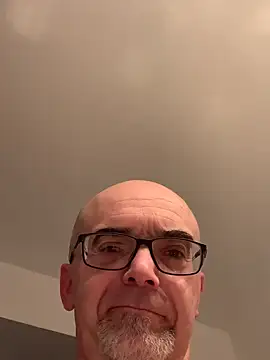 MaxVain online show from December 22, 2024, 5:56 am