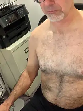 MaxVain online show from October 16, 2025, 6:20 pm