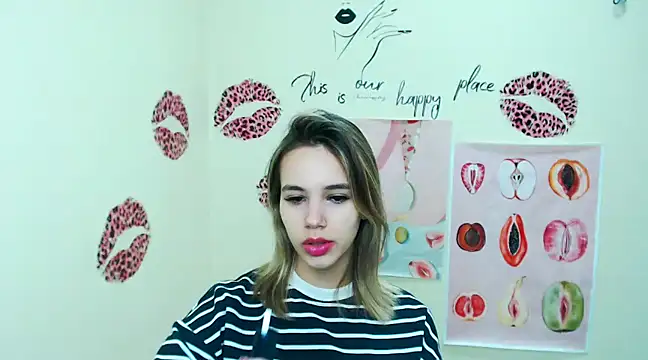  StAcY online show from December 8, 2024, 7:37 am