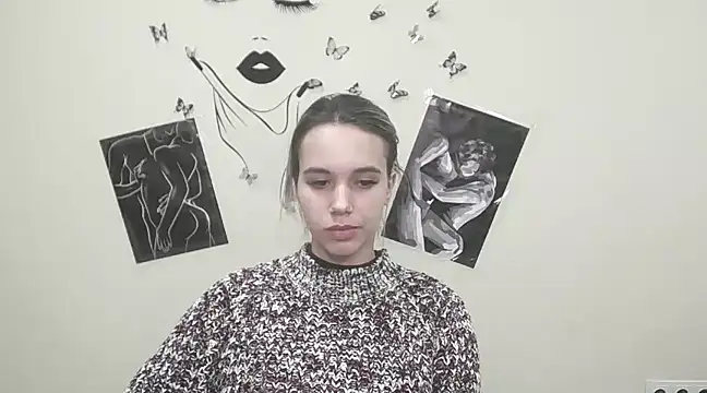  StAcY online show from December 15, 2024, 1:43 pm