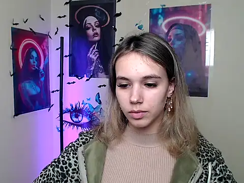  StAcY online show from October 8, 2025, 12:58 pm