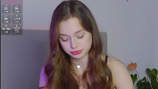 Lisa Moones online show from December 23, 2024, 4:06 pm