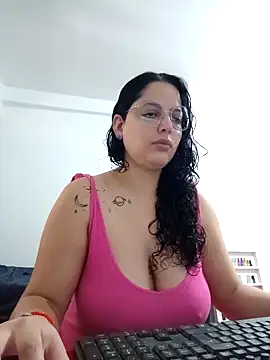 Snapshot of babyluna939 chatting on April 26, 2026, 5:21 pm babyluna939 online show from April 26, 2026, 5:21 pm