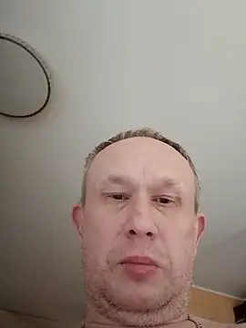 X46x online show from September 14, 2025, 4:44 am