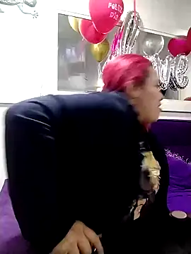 Bruja  Scarlata online show from February 17, 2025, 10:51 am