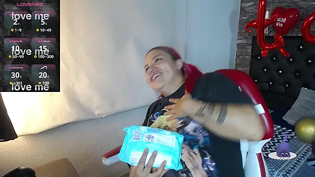 Bruja  Scarlata online show from February 17, 2025, 6:26 pm