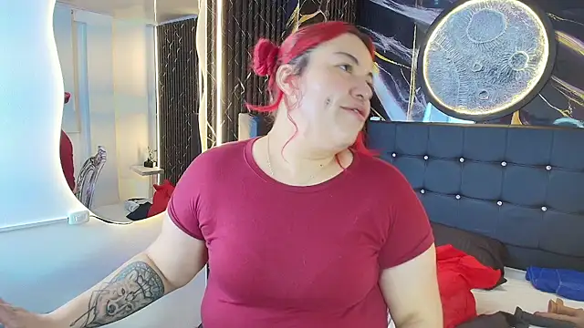 Bruja  Scarlata online show from September 9, 2025, 11:32 am