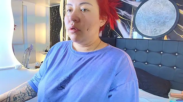 Bruja  Scarlata online show from September 29, 2025, 10:09 am