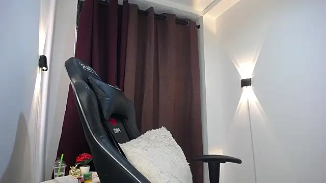 janna isa online show from January 21, 2025, 2:37 pm