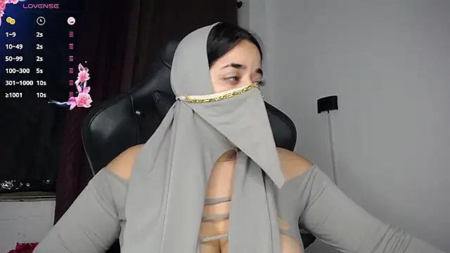 janna isa online show from February 9, 2025, 6:58 pm