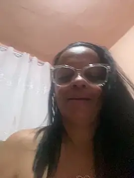 Snapshot of lomagata chatting on June 3, 2026, 2:25 am lomagata online show from June 3, 2026, 2:25 am