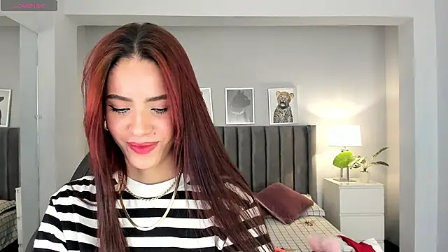 Madie  collins online show from January 13, 2025, 12:02 pm