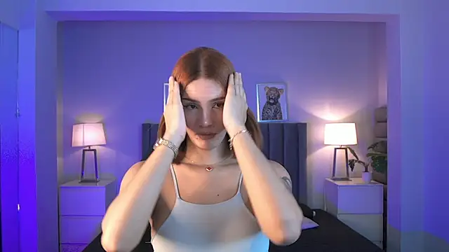 Snapshot of Madie__collins chatting on May 11, 2026, 12:00 pm Madie collins online show from May 11, 2026, 12:00 pm