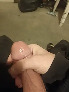 casper0303 online show from January 17, 2025, 10:45 pm