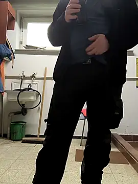 OdinWolf1990 online show from February 14, 2025, 11:21 am