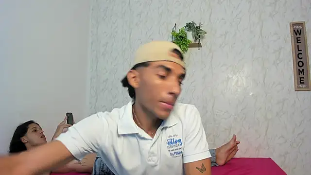 Snapshot of jony_honey chatting on June 9, 2026, 11:44 am jony honey online show from June 9, 2026, 11:44 am