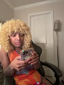 butterflybootyy online show from December 18, 2025, 1:33 am