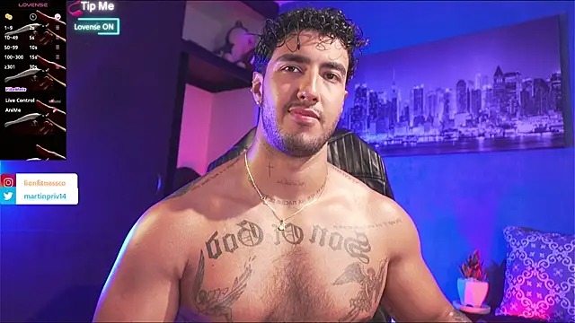 JACOB MARTINS online show from November 9, 2025, 8:40 pm