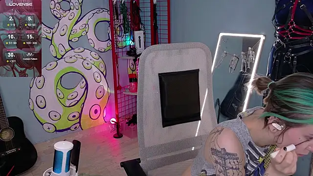 Cumpotik Eve online show from February 12, 2026, 2:17 am