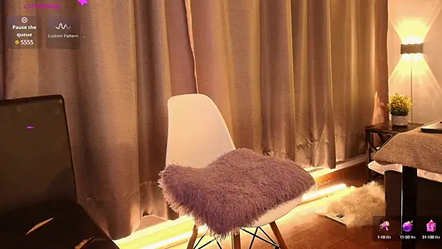 Chloe Cherry21 online show from March 7, 2025, 6:02 am