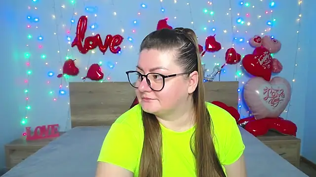 ZannaDreil online show from February 20, 2025, 7:08 pm