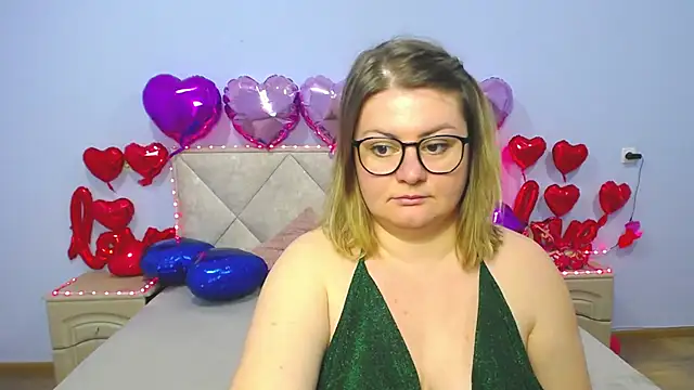 ZannaDreil online show from February 25, 2025, 1:09 am