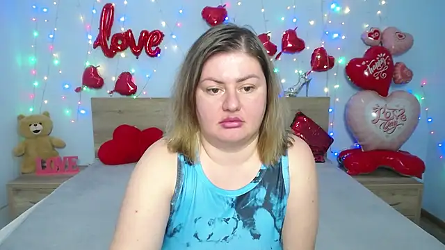 ZannaDreil online show from March 1, 2025, 7:30 am