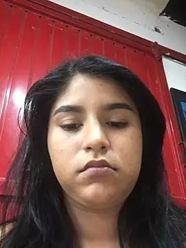 SINUECASTILLO online show from March 5, 2025, 1:10 am