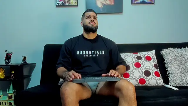 SamirHazard97 online show from January 25, 2025, 2:47 am