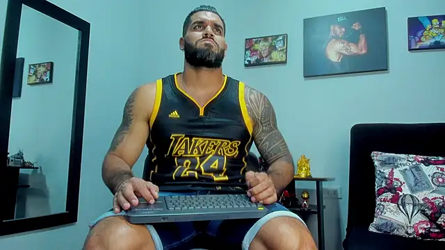 SamirHazard97 online show from October 18, 2025, 9:04 pm