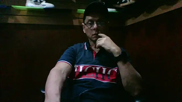 MarcusKelvin online show from September 14, 2025, 1:43 pm