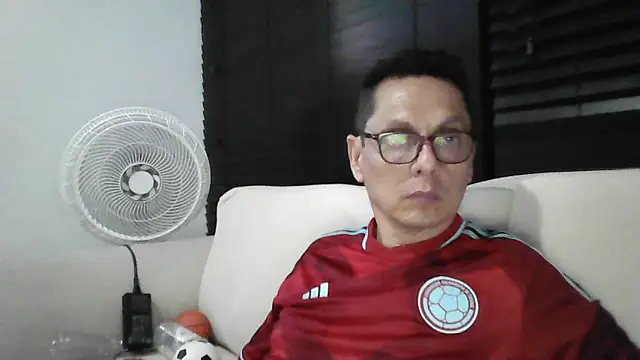 MarcusKelvin online show from October 9, 2025, 1:14 am