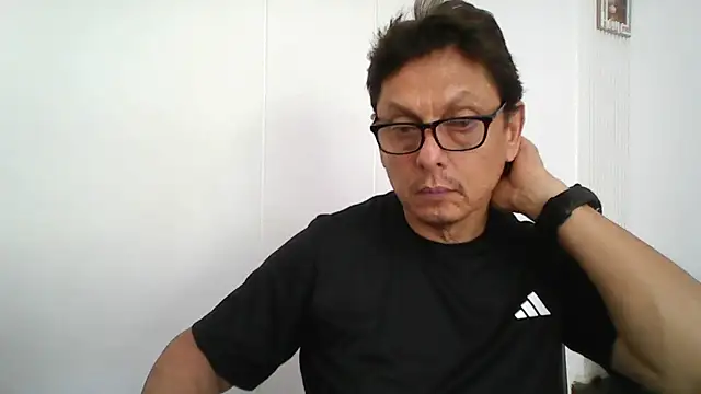 Snapshot of MarcusKelvin chatting on April 24, 2026, 5:04 pm MarcusKelvin online show from April 24, 2026, 5:04 pm