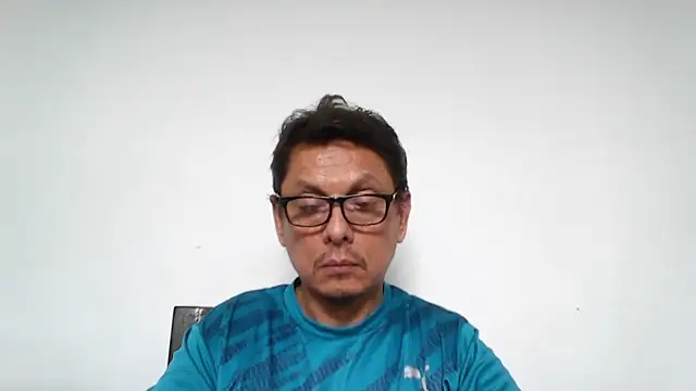 Snapshot of MarcusKelvin chatting on April 27, 2026, 3:32 pm MarcusKelvin online show from April 27, 2026, 3:32 pm
