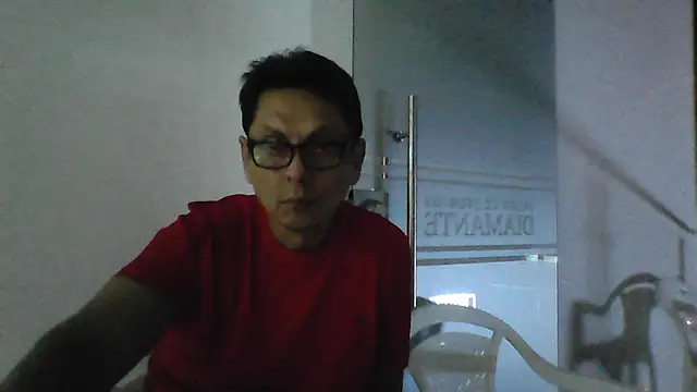 Snapshot of MarcusKelvin chatting on May 9, 2026, 4:28 am MarcusKelvin online show from May 9, 2026, 4:28 am