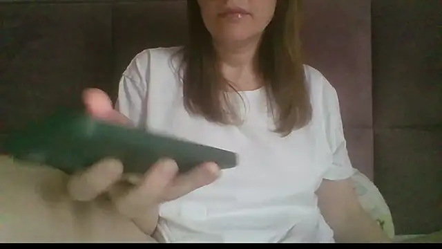 Sladkiegubki online show from April 22, 2026, 9:11 am