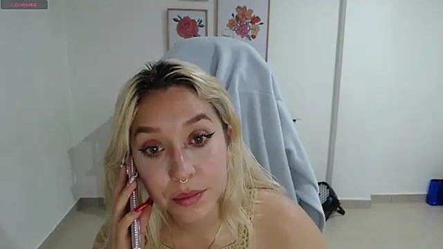 Dahlia  espresso online show from January 2, 2025, 10:55 pm