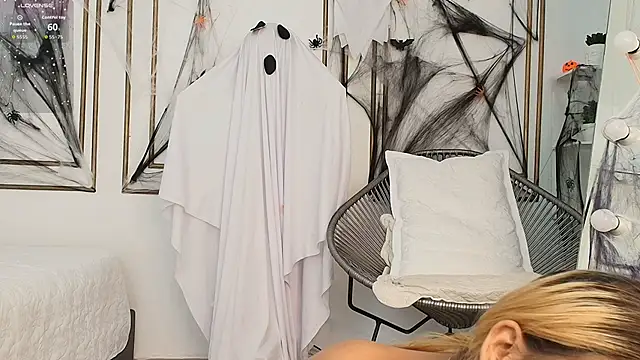 miranda villa online show from October 19, 2025, 12:50 pm