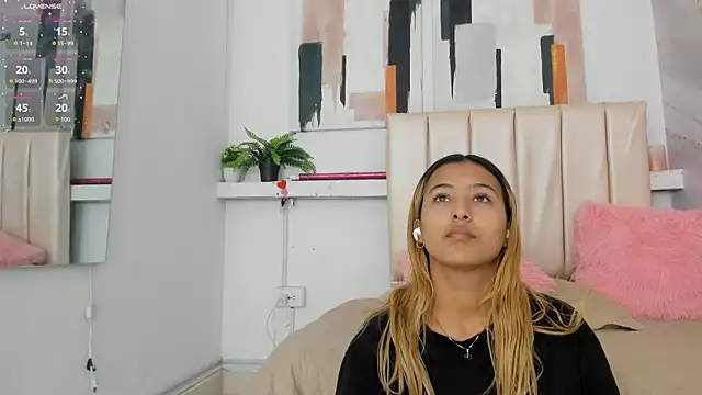 miranda villa online show from November 13, 2025, 12:26 pm