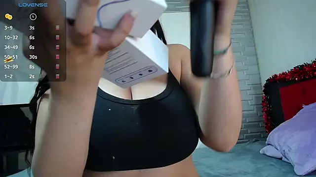 Snapshot of Kristin_Ramirez chatting on December 19, 2024, 8:13 pm Kristin Ramirez online show from December 19, 2024, 8:13 pm