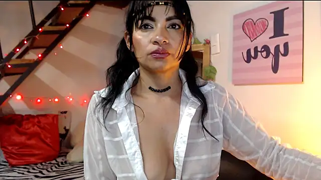 luna sky83 online show from January 28, 2025, 11:17 am