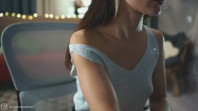 Snapshot of Feral_Berrry_ chatting on September 18, 2025, 5:09 am Feral Berrry online show from September 18, 2025, 5:09 am