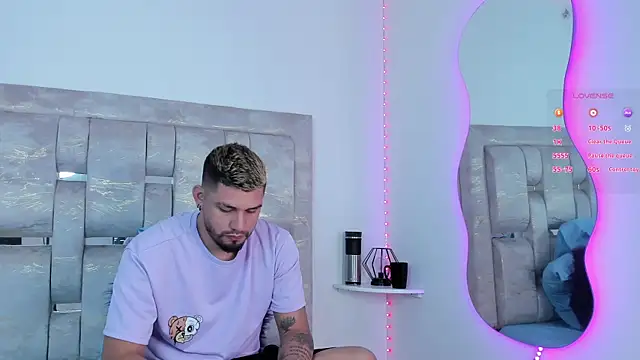 Jacoob19  online show from January 16, 2025, 1:14 pm