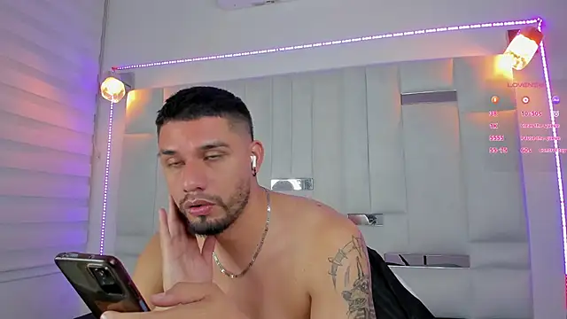 Jacoob19  online show from February 20, 2025, 4:14 pm